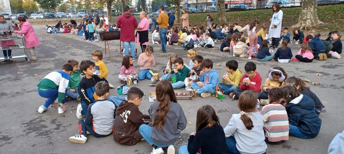 Cheirinho a castanhas e alegria no ar! – O Magusto da nossa escola