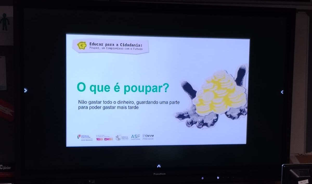 Alunos do Agrupamento celebram o Dia Mundial da Poupança