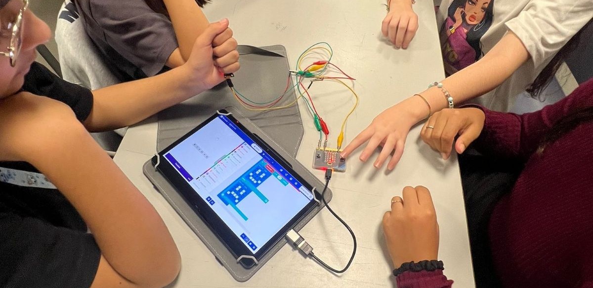 Curtir Ciência – Programação de Micro:bit no Agrupamento Prof. Carlos Teixeira